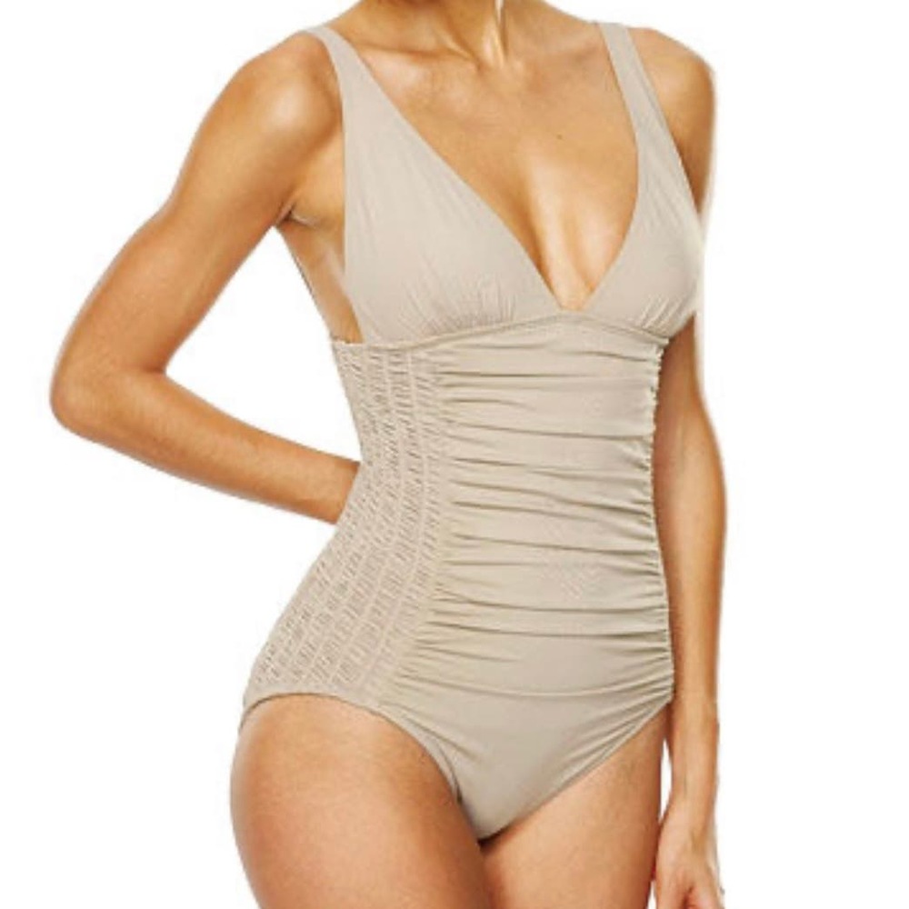 DKNY NEW one piece full piece swimsuit size 8 beige gray halter top slimming